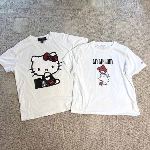 Bundle of Sanrio Kawaii Graphic Tee Cotton T-shirt 2 Piece Set - Picture 2 of 8